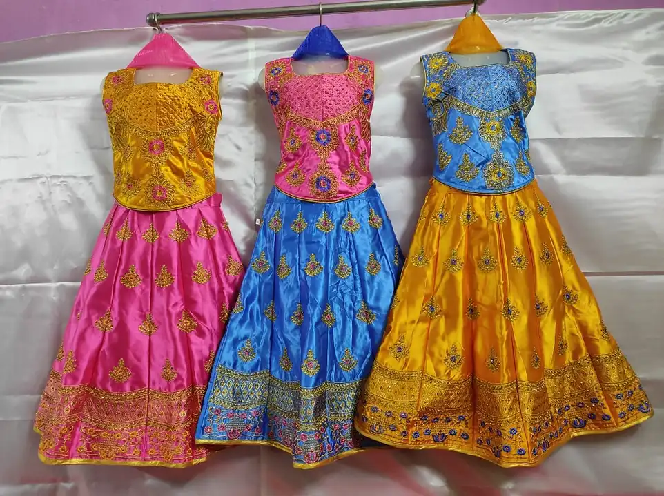 Laccha uploaded by ARS DRESSES on 3/12/2023