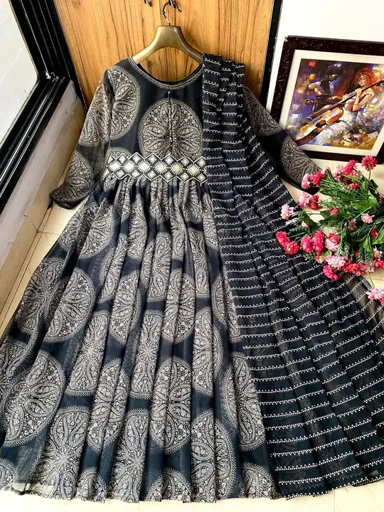 ♥️ PRESENTING NEW DESIGNER PRINTED ANARKALI GOWN ♥️

♥️ GOOD QUALITY PRINTED GEORGETTE OUTFIT

# FAB uploaded by Divya Fashion on 3/12/2023