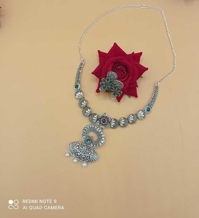 Choker necklace  uploaded by Imitation jewellery  on 2/25/2021