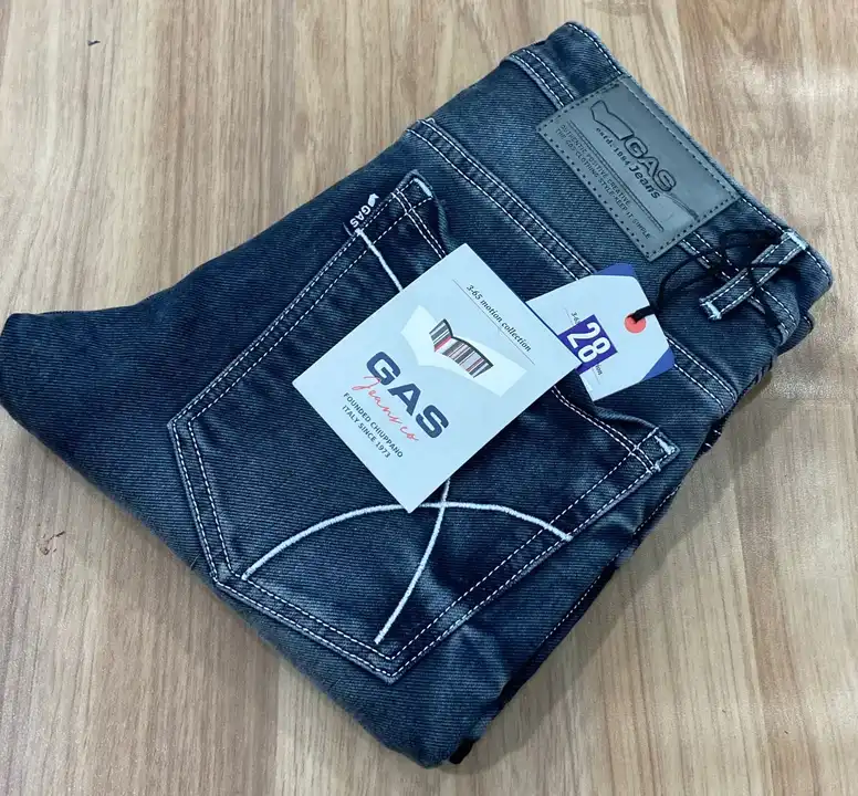 Jeans uploaded by Bharat Traders on 3/13/2023