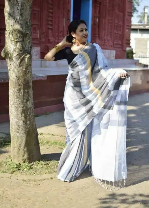 Premium Handloom Cotton Stripe Saree  uploaded by Milaans on 3/13/2023