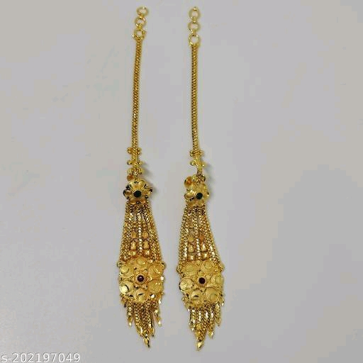 Earrings & Studs 
Name: Earrings & Studs 
Base Metal: Brass
Plating: Gold Plated
Sizing: Non-Adjusta uploaded by Sipra behera  on 3/13/2023