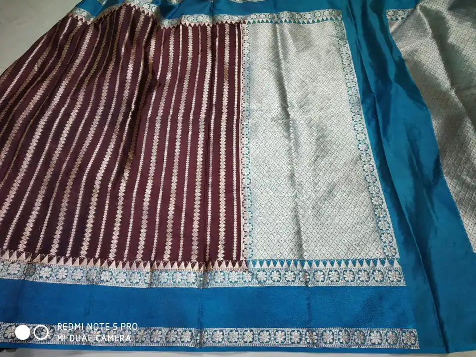 Banarasi Soft Wam Silk Dyeble 2d Dye Saree  uploaded by G.N.S. on 3/13/2023