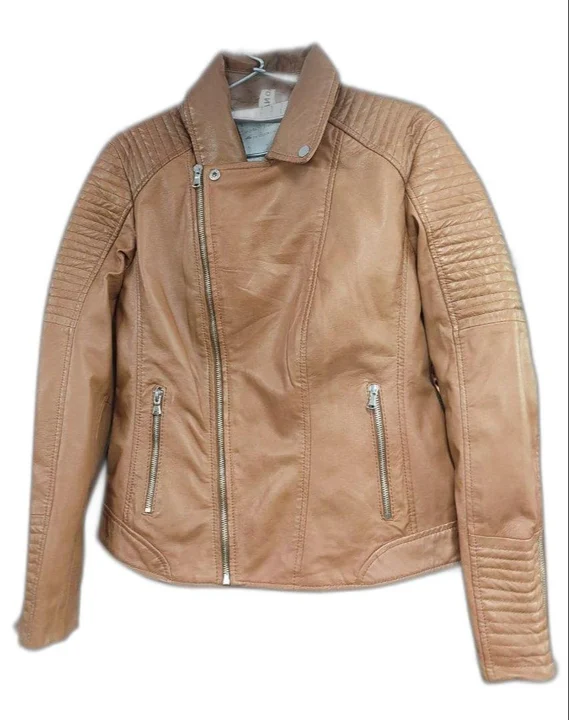 Ladies leather jacket  uploaded by business on 3/14/2023