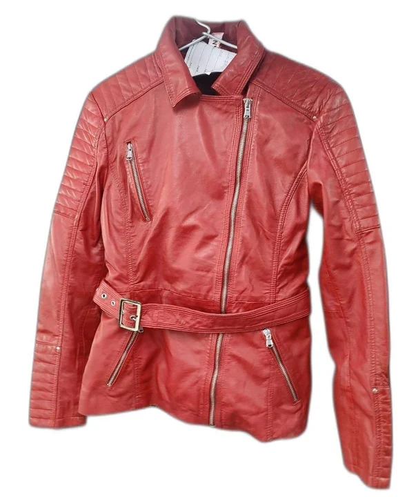 Ladies leather jacket  uploaded by business on 3/14/2023