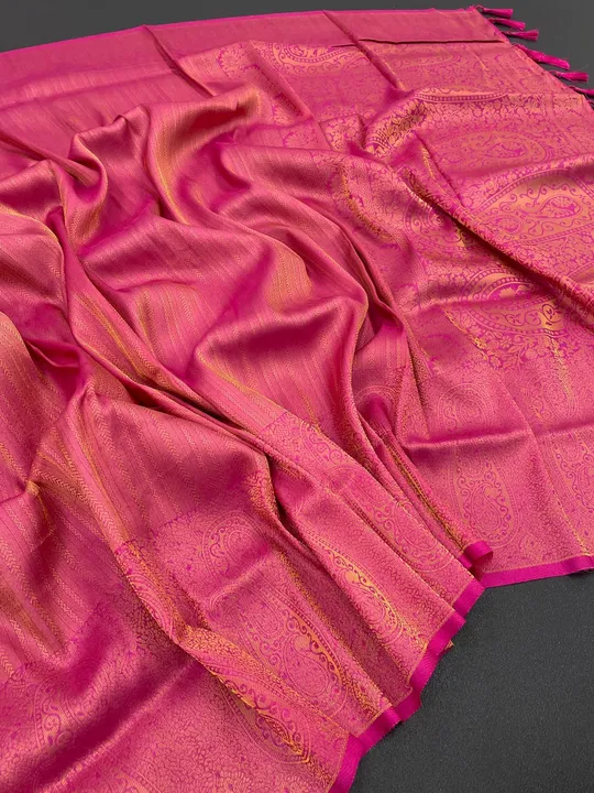 Saree uploaded by Taha fashion online store on 3/14/2023