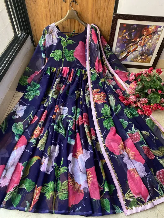 ♥️ PRESENTING NEW DESIGNER  PRINTED ANARKALI GOWN ♥️

♥️ GOOD QUALITY PRINTED GEORGETTE OUTFIT

# FA uploaded by Divya Fashion on 3/14/2023