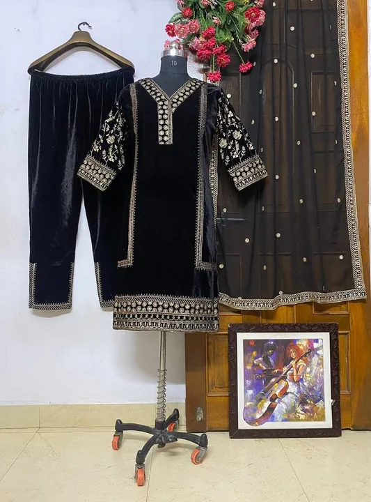 LC 925

♥️ PRESENTING NEW KURTI-PLAZZO SET♥️

♥️ GOOD QUALITY HEAVY VELVET TOP WITH BEAUTIFUL EMBROI uploaded by Divya Fashion on 3/14/2023