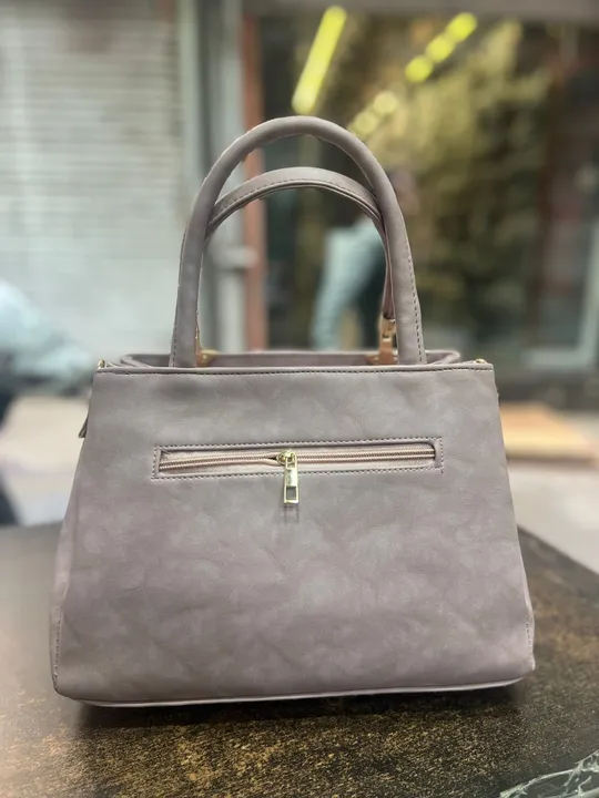 Leather purse  uploaded by VR Enterprises on 3/14/2023