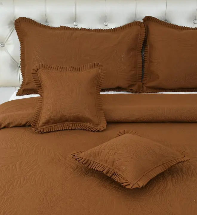 Bed Covers uploaded by Gunveer Overseas on 3/15/2023