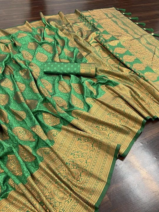 Banarasi silk saree  uploaded by R V FASHION HUB on 3/16/2023