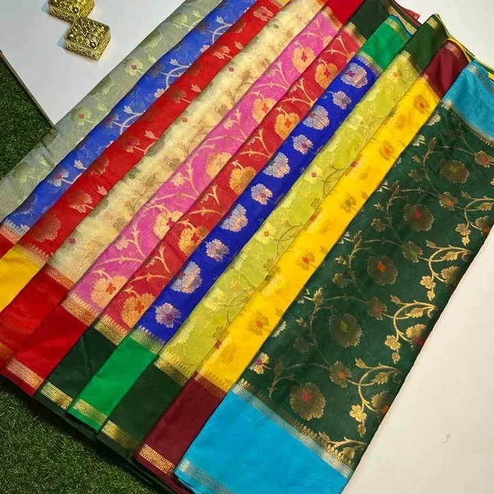 Dyeble warm Unlimited SoFT silk saree quality 💯 Gaurenteed contrast border pallu and blouse  uploaded by Falak fabrics on 3/16/2023