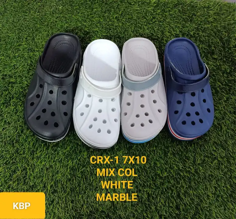 Crocs uploaded by VS-COLLECTIONS on 3/16/2023