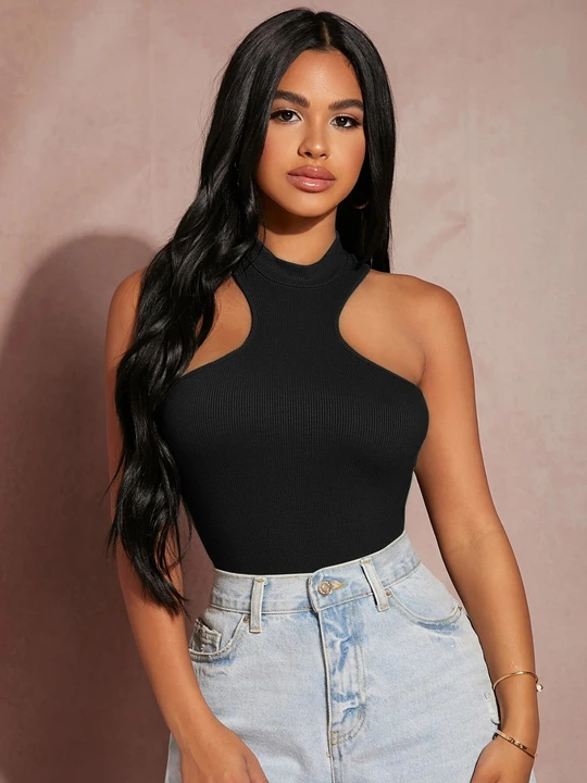 Crop top  uploaded by Nalax Designs on 5/29/2024