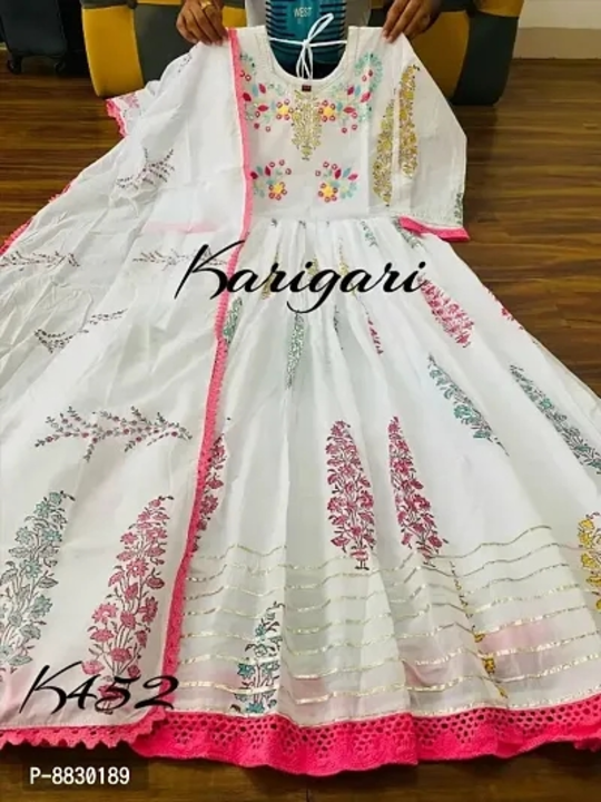 Elegant White Rayon Embroidered Kurta And Dupatta Set For Women

Size: 
M
L
XL
2XL

 Color:  White

 uploaded by Sonam karan fashion superior on 3/17/2023