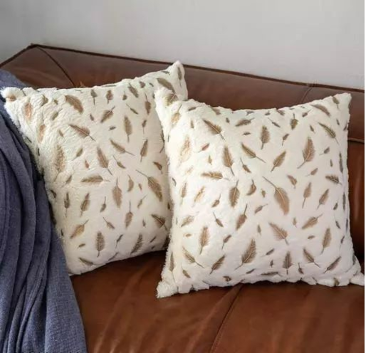 Post image Velvet cushion covers High quality 
16x16 inch 
Whatsapp : 8307350902