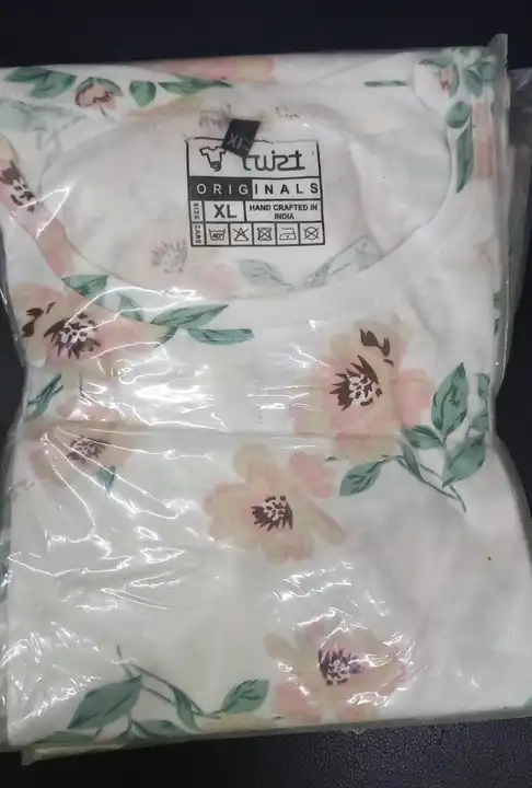Basic t shirts  uploaded by Krisha fashion on 3/18/2023
