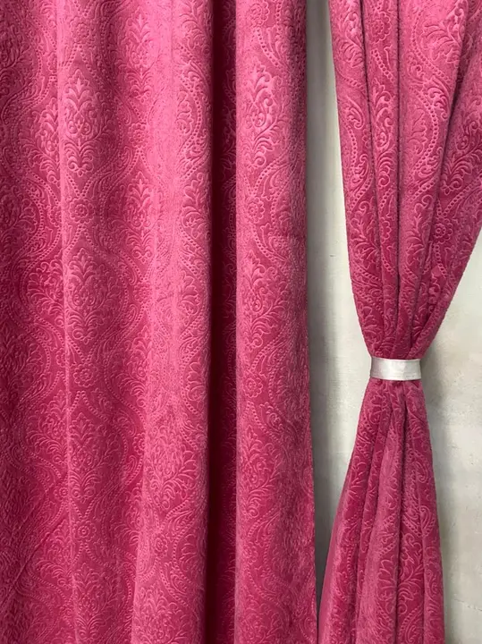 Post image *FLORAL EMBOZ VELVET CURTAINS* 


Available in 7 different colours😍
Superior quality with excellent stiching😍

*GREEN
*MAROON
*COFFEE
*CREAM
*AQUA
*NAVY BLUE
*PINK

Material- EMBOZZ VELVET😍

Weight: 7feet-  600grams approx,
9feet-  750 grams approx.

Price per piece :
5 feet Rs. 145 😍
7 feet- Rs. 185😍
9 feet- Rs. 225😍