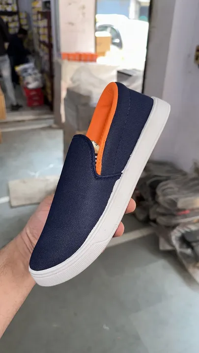 MAN'S CANVAS SHOE uploaded by Shree Shyam Trader's  on 3/18/2023