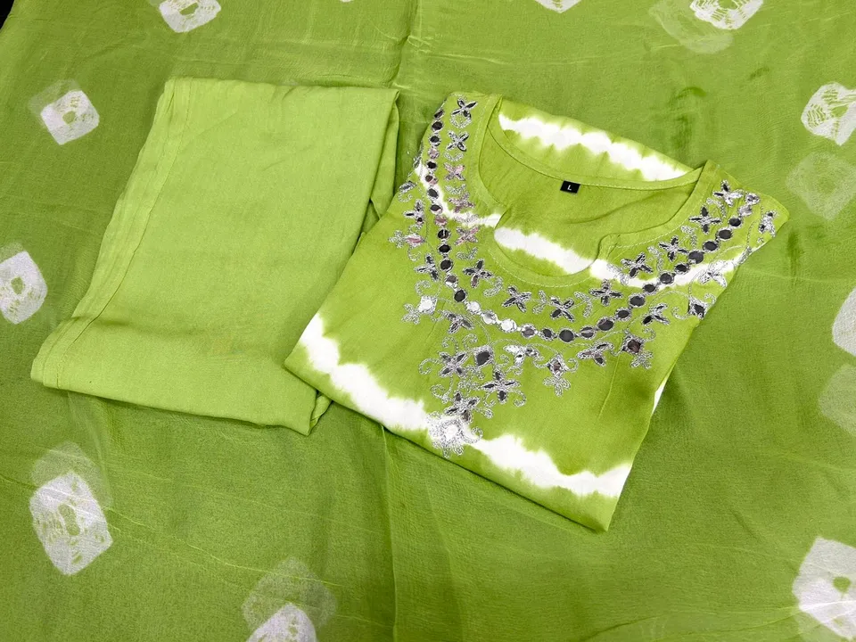 Parrot green 💚 kurti set  uploaded by Takshvi collection on 3/18/2023