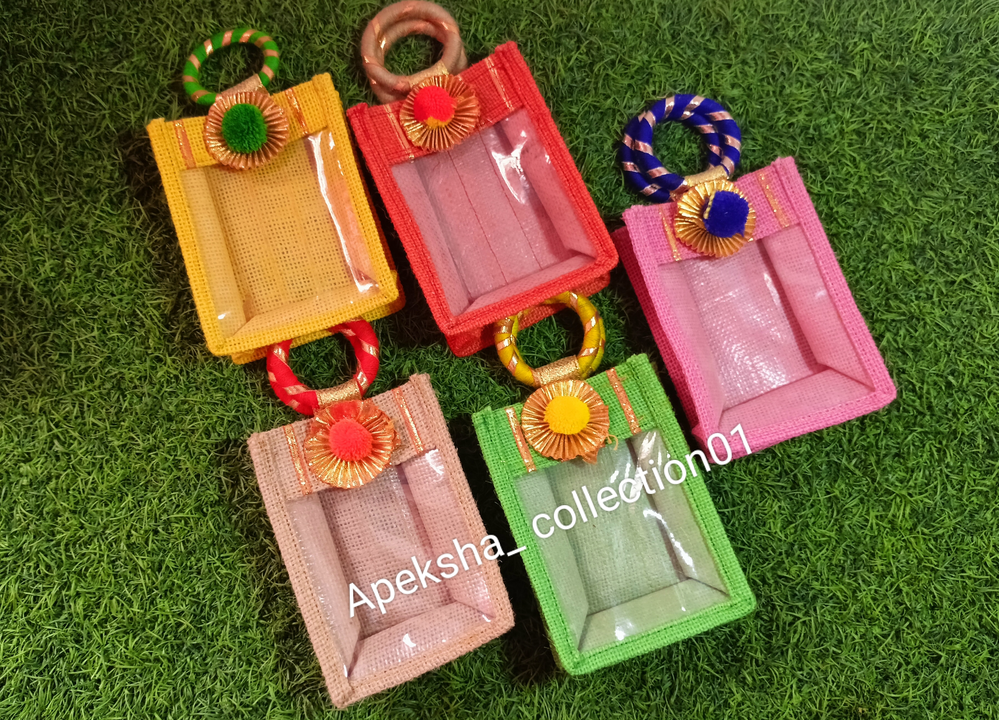 Jute mini bags uploaded by Deepak handicrafts on 5/23/2024