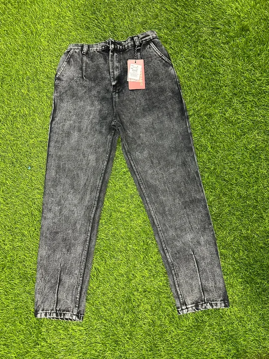Ladies jeans 👖 
Fresh new ladies jeans 
Quantity 112 
Size Mix

*Rate 180* uploaded by Krisha enterprises on 3/18/2023