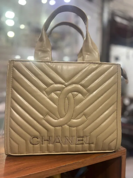 Chanel purse  uploaded by VR Enterprises on 3/19/2023