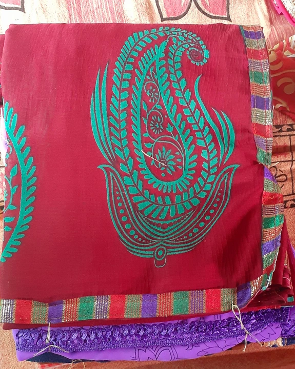 Printed saree at wholesale price uploaded by Heena Saree Centre on 3/19/2023
