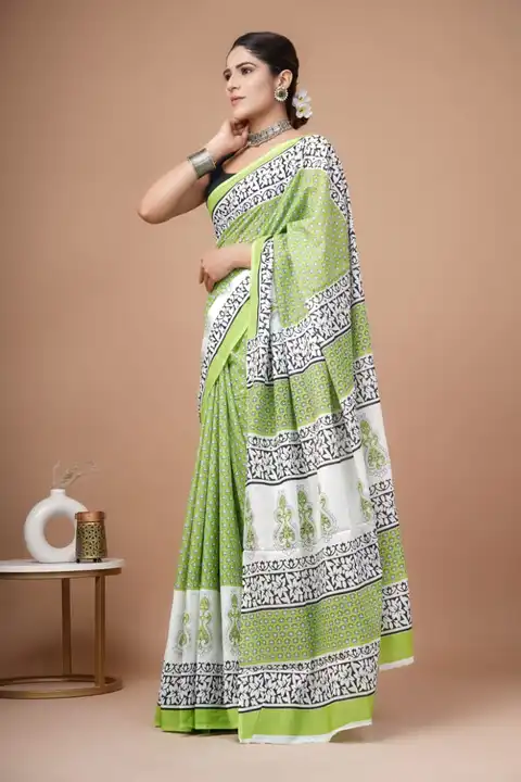 🥳New collection cotton saree
Cotton saree with blouse
Cotton saree with same blouse and same colour uploaded by Ayush Handicarft on 3/19/2023