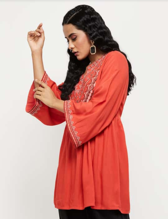 Post image Women's rayon embroidery tunic top
colour:- multi
Size:-S,M,L,XL,2XL
fabric:-Rayon
Price:-250/-
Pattern:-round neck
Sleeve:-3/4 sleeve 
length:-31"inch &amp; sleeve:+18" inch