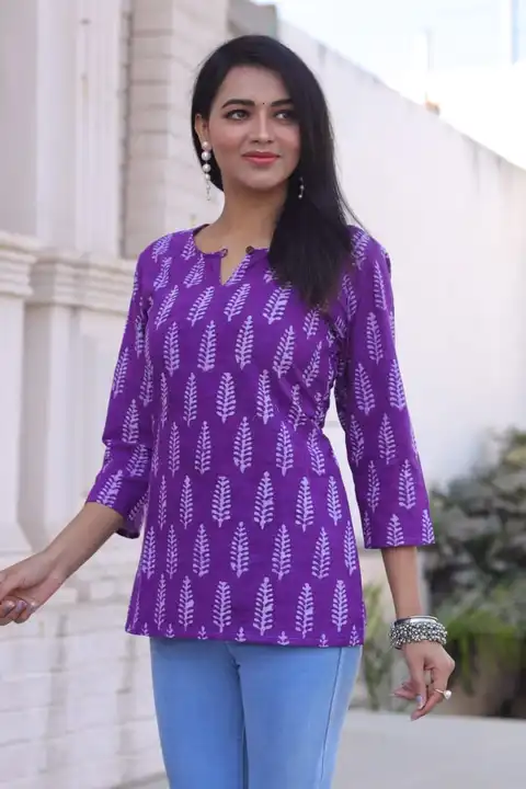 Post image *Exclusive New collection of Bagru hand block printed Cotton Short Tops in Bagruprint, ,dabuprint,indigo,kalamkari Rapid Print etc*

*Look preety afterwearing 
Top class cotton cambric*
 
*Sizes= S=36, M=38, L=40, XL=42, XXL=44*

*Length = 27*
*Sleev length=17*

*Price = 450 ₹ only*

*Full stock available*

*All are Ready to Dispatch*😍🤩*