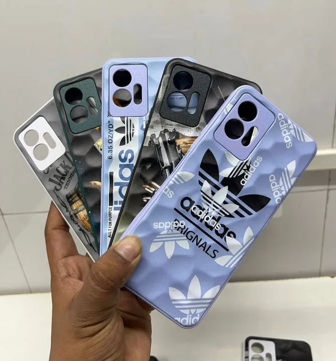 Mobile Covers With Pop Socket uploaded by SAFAL TELECOM on 5/3/2024