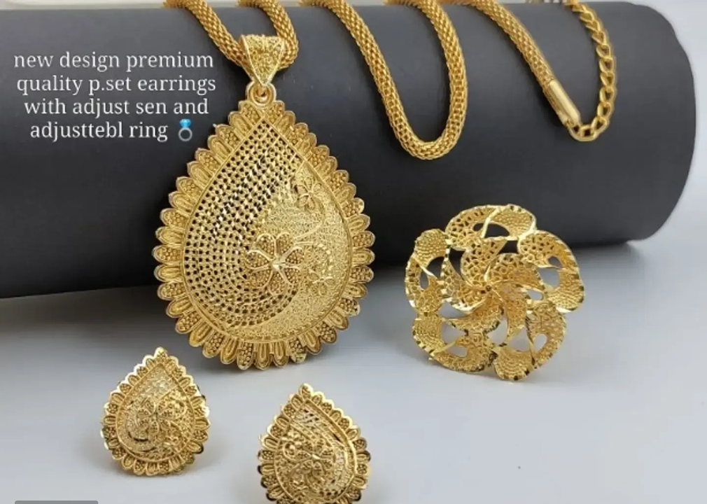 High Quality Gold Polished Combo Sets uploaded by Zihiki Bazar  on 3/19/2023
