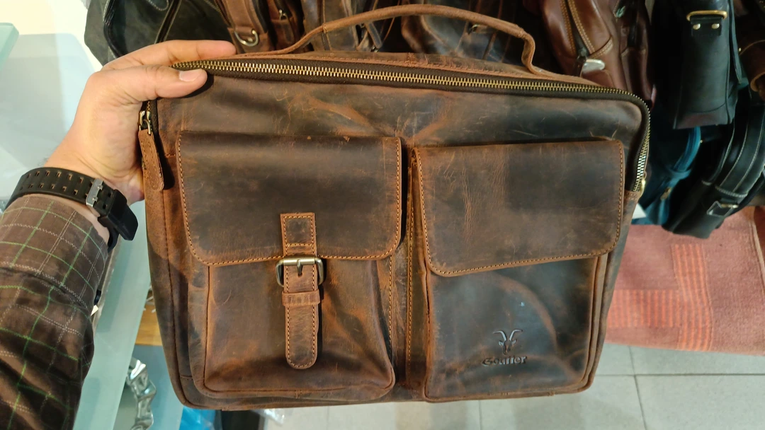 Laptop bag  uploaded by Nirupama on 3/19/2023