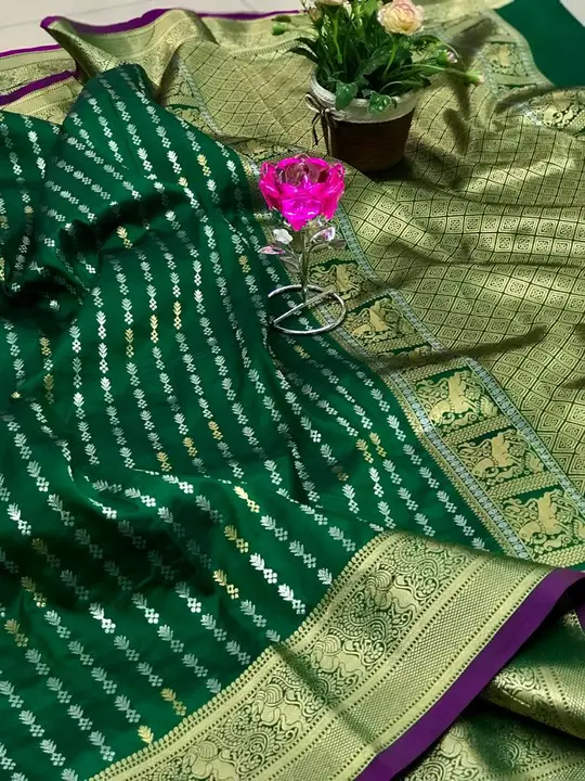 FABRIC : BANARASI SILK SAREE WITH WEAVING SILVER ZARI & NICE EXCLUSIVE ALL OVER SMALL BUTTI DESIGN

 uploaded by Fashion designer saree  on 3/19/2023