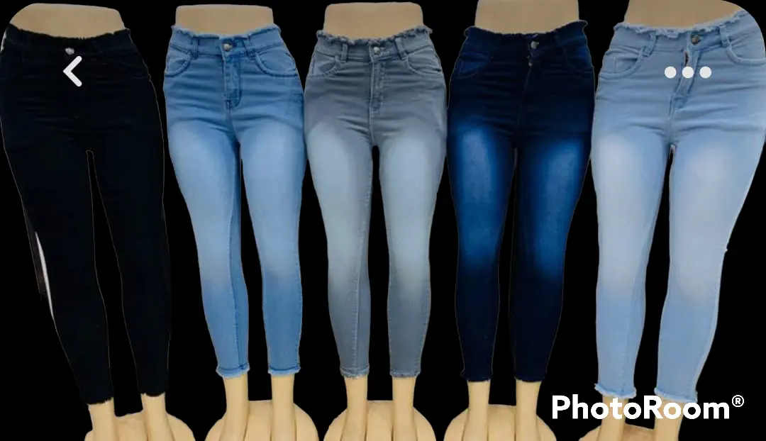Ladies jeans Skinny fit  factory price  uploaded by FALAK COLLECTION/ CALL 9321364686 on 5/5/2024