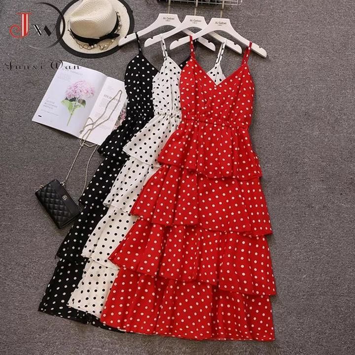 🌈

4 layers polka frill dress😍😍💕💕 uploaded by Looks 4 you on 2/27/2021
