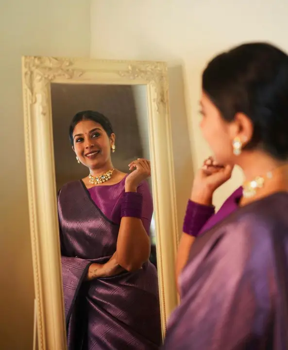 Beautiful banarasi silk saree with blouse piece  uploaded by Dhananjay Creations Pvt Ltd. on 3/20/2023