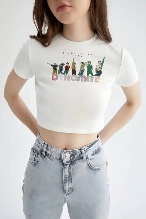 Printed croptop available in bulk uploaded by T-shirt wale Chacha / TINT -VERITY OF COLORS on 3/20/2023