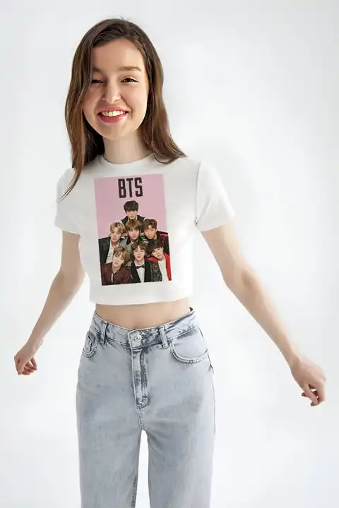 Prented crop top available in bulk  uploaded by T-shirt wale Chacha / TINT -VERITY OF COLORS on 3/20/2023