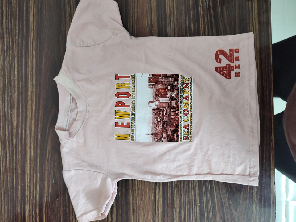 Boys tshirt L size  uploaded by Labee trends on 3/20/2023