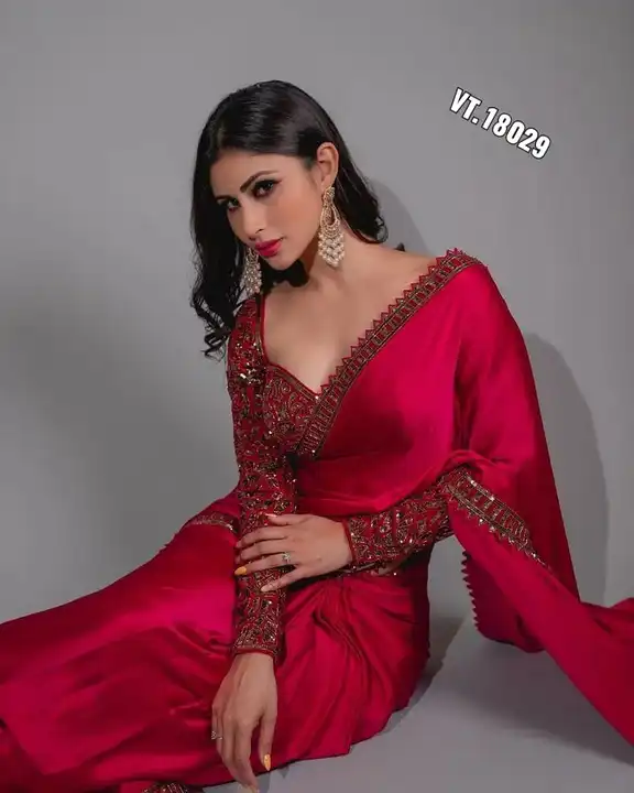 An exclusive bollywood designer saree collection 

*👇 PRODUCT DETAILS 👇*

*⭕SAREE FAB. :* Heavy De uploaded by Vishal trendz 1011 avadh textile market on 3/21/2023