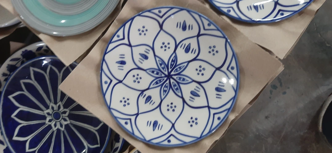 Ceramic Hand painting plate uploaded by Aryan crockery on 3/21/2023