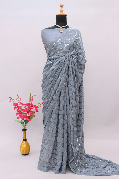 


* GEORGETTE Sarees With  heavy sequence  work WITH PIPING *

 *Sarees With MONO Blouse*

*Rate:-  uploaded by Maa Arbuda saree on 3/21/2023