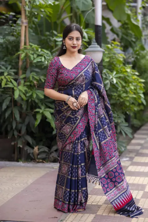 *best seller*

New printed saree catalog from ak.

Ak- pashmina silk.


Quality- soft silk saree wit uploaded by Divya Fashion on 3/21/2023