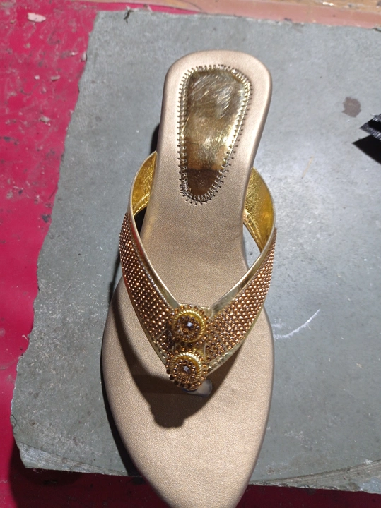 Flip flops with box  uploaded by Al fine footwear jajmau kanpur on 5/30/2024