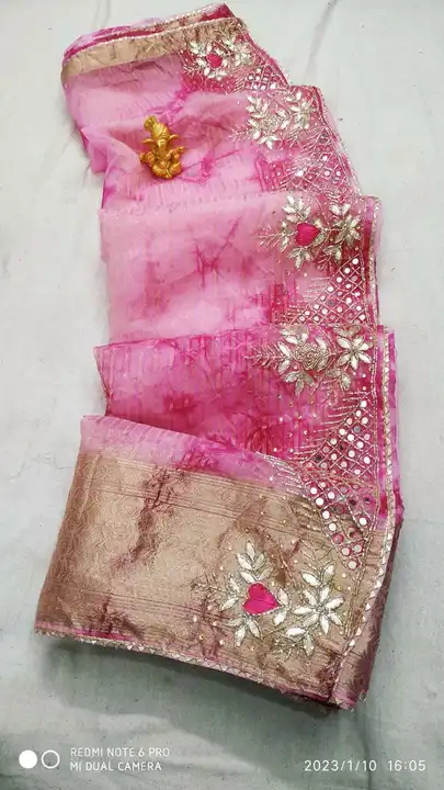 New launched  💞💞👆

✨✨Chit Pallu Sibbori batik Handwork saree

🌀Organza chit pallu Zari Fabric

 uploaded by Gota Patti manufacturing on 3/21/2023