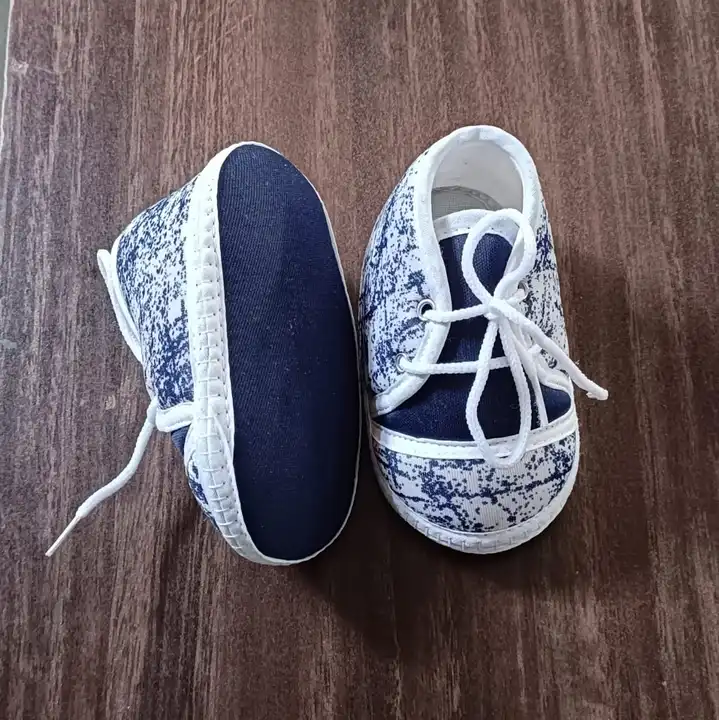 Post image I want 11-50 pieces of Footwear for infants at a total order value of 5000. I am looking for Baby foot wear. Please send me price if you have this available.