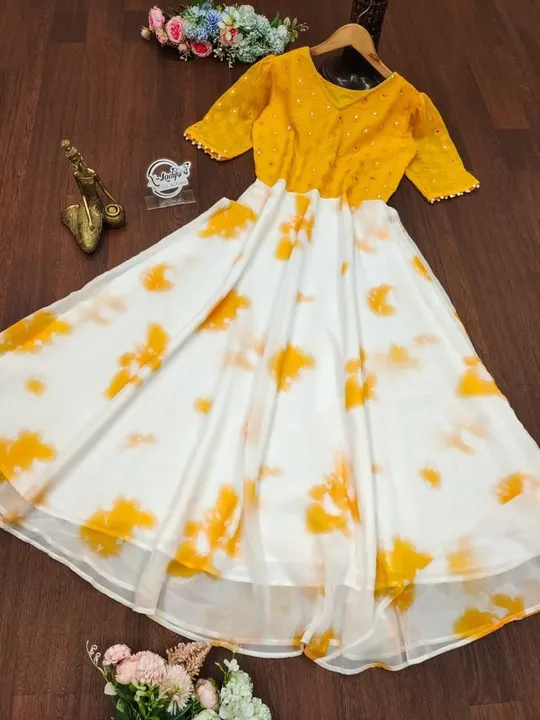 *X lady launching haldi special 😘outfit*

Here's presenting you the ultimate haldi outfit in Tye n  uploaded by Divya Fashion on 3/22/2023