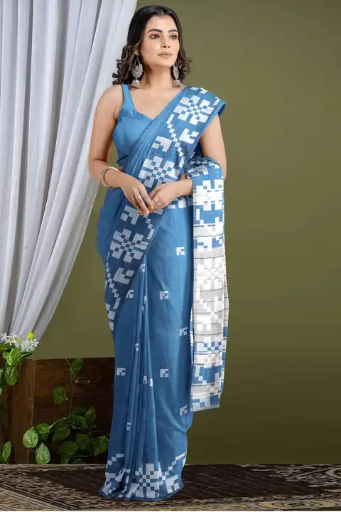 Handloom khadi cotton saree with blouse pieces. uploaded by Sujata saree cantre on 3/22/2023